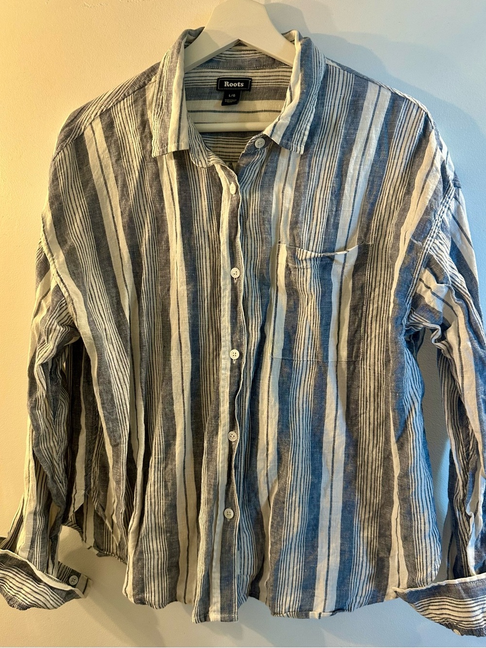 Roots women’s 100% linen Blue & White Striped Button-Down Shirt